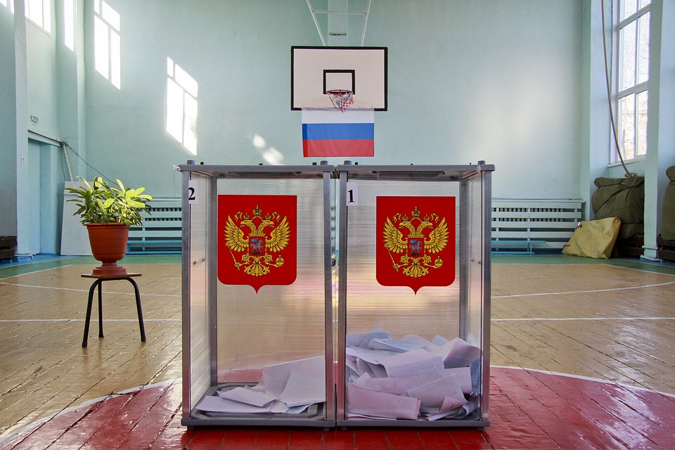 Любой желающий сможет зайти на специальный сайт и увидеть, что происходит в избирательном участке.