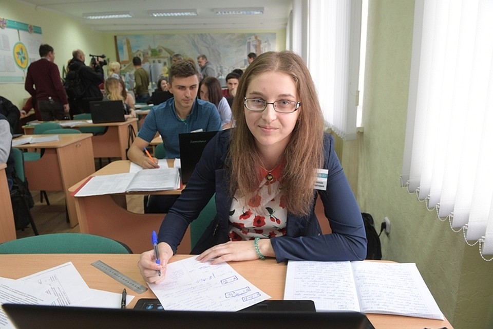 Большой процент учеников республиканского лицея поступает в престижные вузы страны.