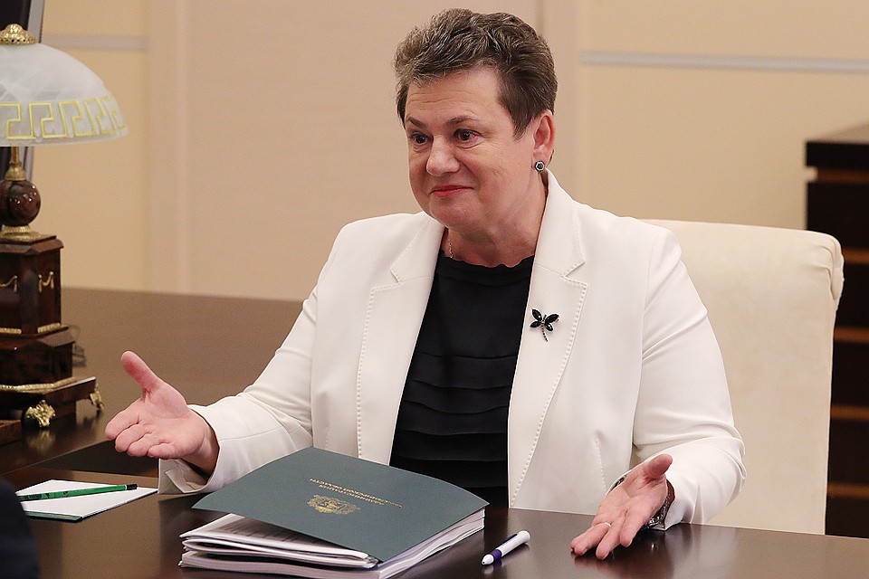 Губернатор Владимирской области Светлана Орлова во время встречи с президентом РФ Владимиром Путиным в Ново-Огарево. ФОТО Михаил Климентьев/пресс-служба президента РФ/ТАСС