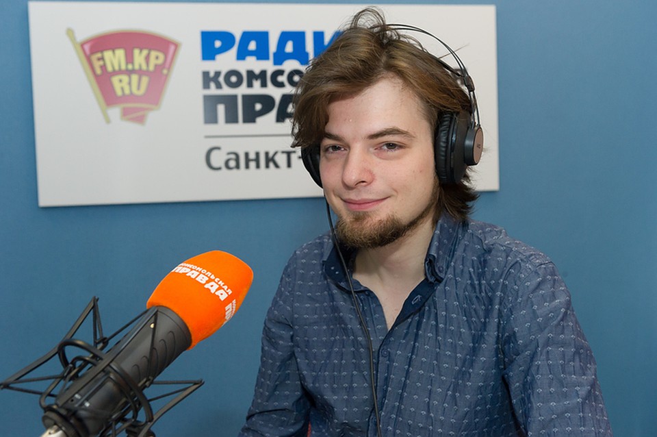 Тимофей Глинин в студии радио «Комсомольская Правда в Петербурге»