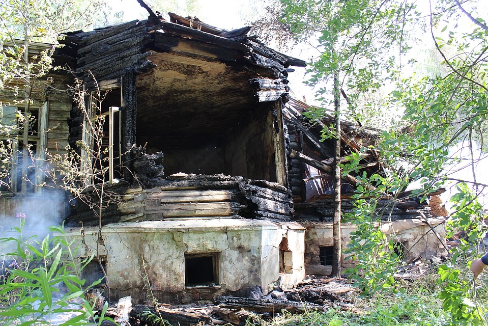 Усадьба предков Пушкина сгорела в Ленинградской области. Фото: vk.com/suyda_museum