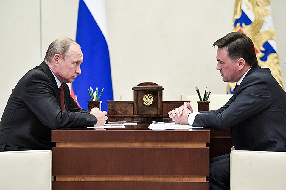 Президент поинтересовался, как используются тренировочные базы, построенные к чемпионату мира по футболу. Фото: Алексей Никольский/ТАСС