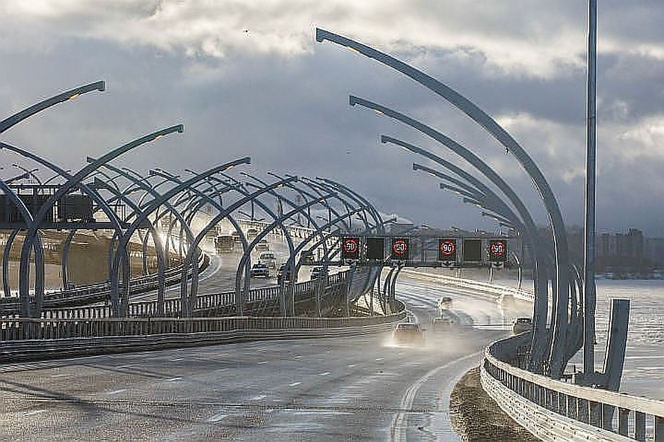 Съезд с ЗСД на КАД перекроют на три дня.