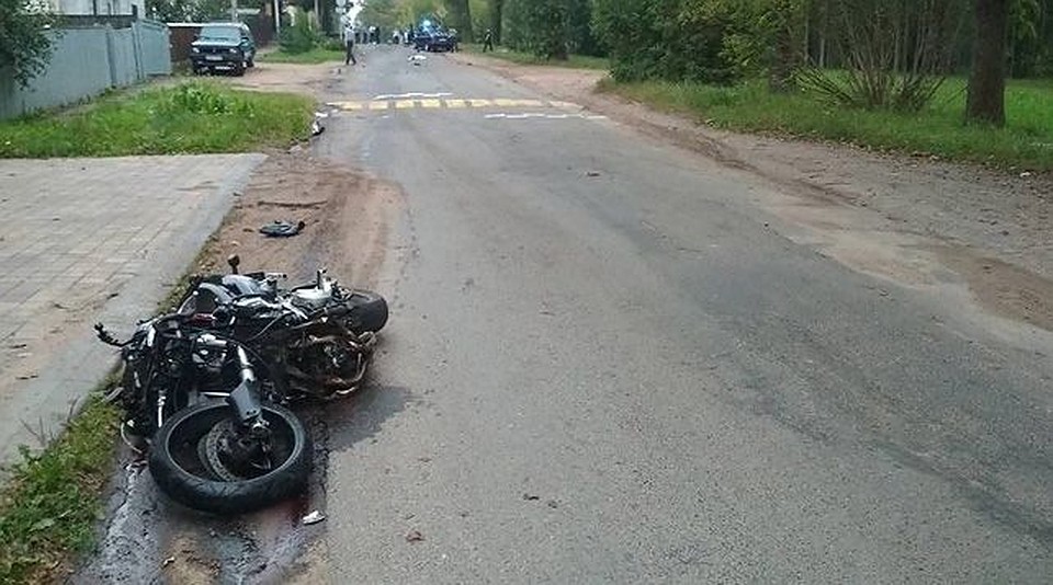 В Минске легковушка сбила мотоциклиста ФОТО:УГАИ ГУВД Мингорисполкома
