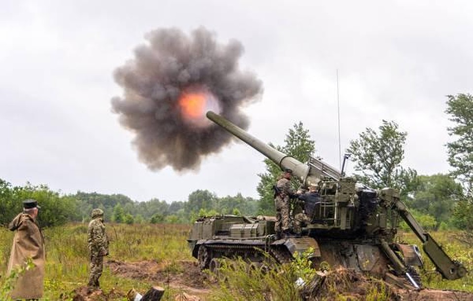 Украинские боевики ведут обстрелы прифронтового поселка Золотое-5 в ЛНР, чтобы запугать местных жителей и вынудить их покинуть свои дома. ФОТО: ВКонтакте