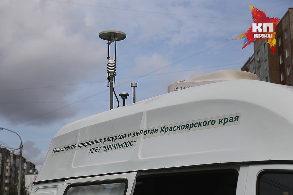 Как говорят в ведомстве, проверки в разных районах города на минувшей неделе проводили круглосуточно, в итоге нашли сразу несколько источников загрязнения.