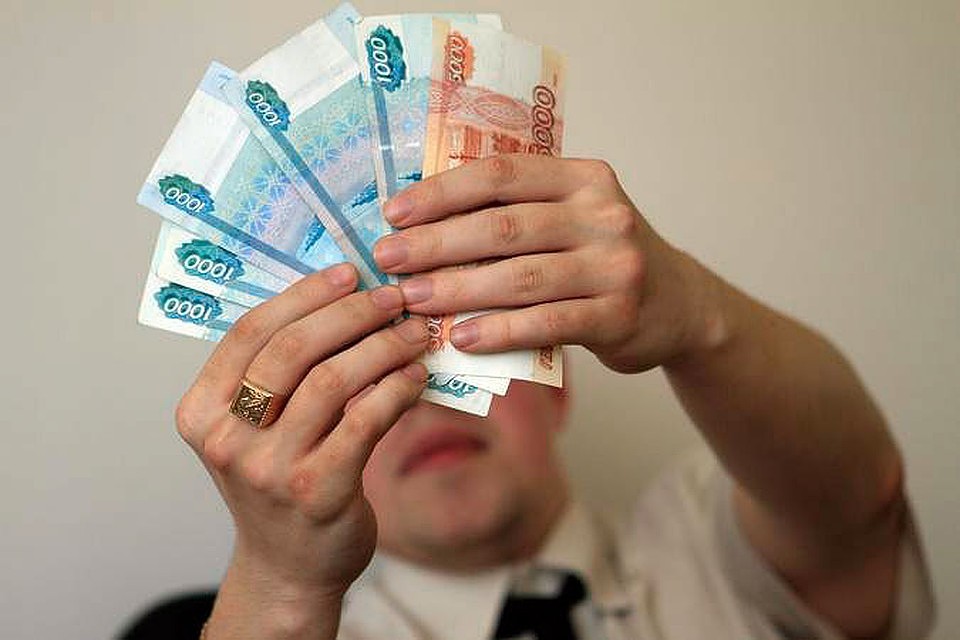 Ранее на месте будущего театра находился известный в городе детский развлекательный комплекс "Колизей", но еще в 2014 году появилась информация о его продаже