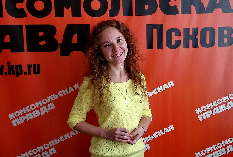 Псковская писательница Ольга Шерстобитова рассказала корреспонденту "Комсомолки" о читателях, вдохновении и путешествиях.