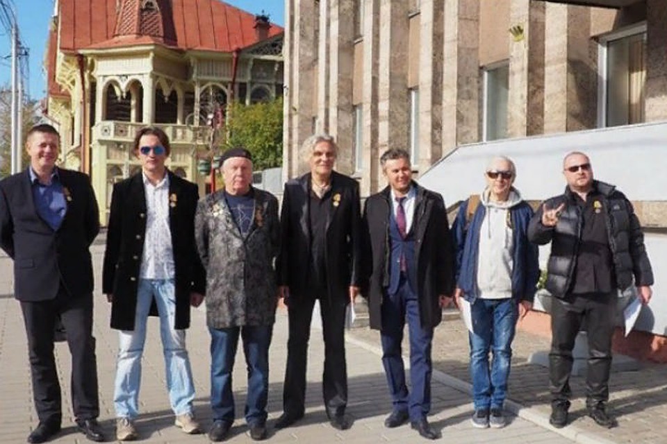 Красноярскую группу «Яхонт» наградили за работу в Сирии. Фото: официальная страница коллектива в соцсети.