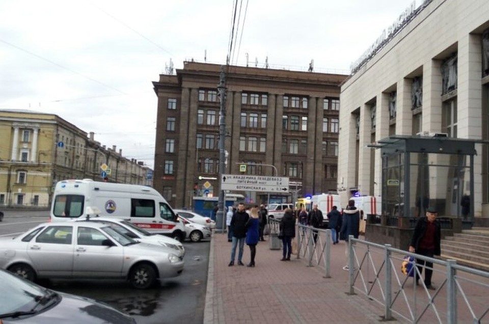 Фото: ДТП и ЧП Петербурга
