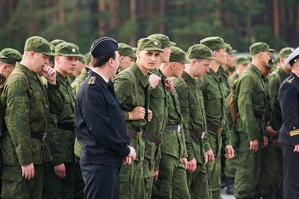 Уральских призывников отправят служить в несколько военных округов