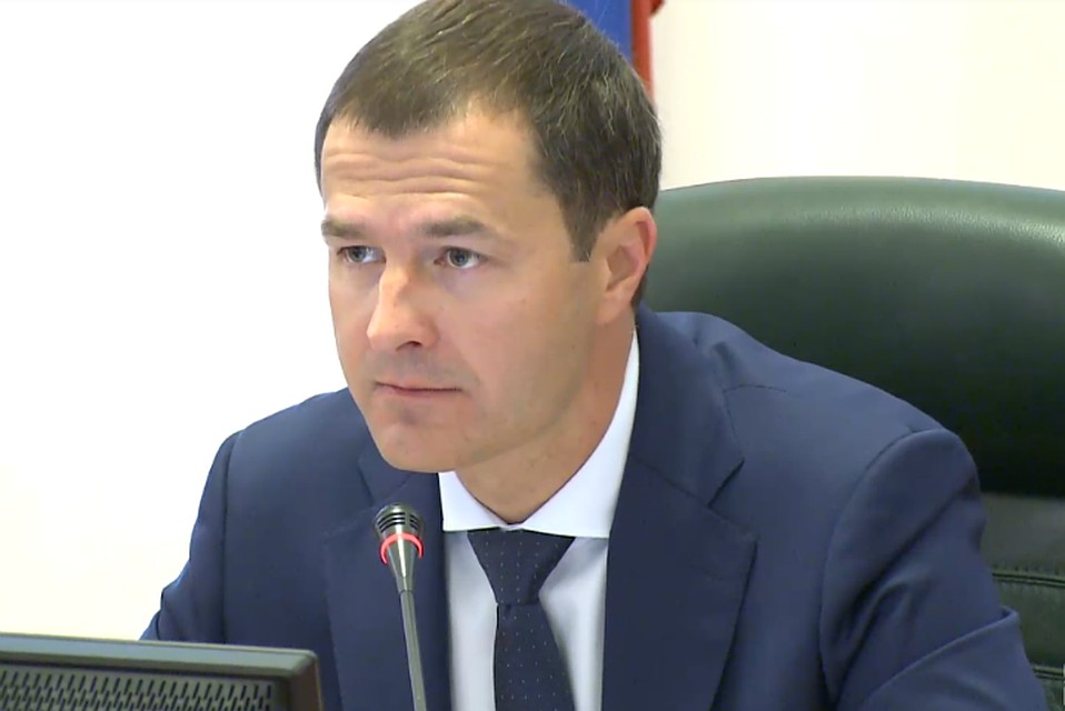 Владимир Волков провел свое первое общегородское совещание в мэрии Ярославля. Фото: стопкадр с трансляции на сайте мэрии.
