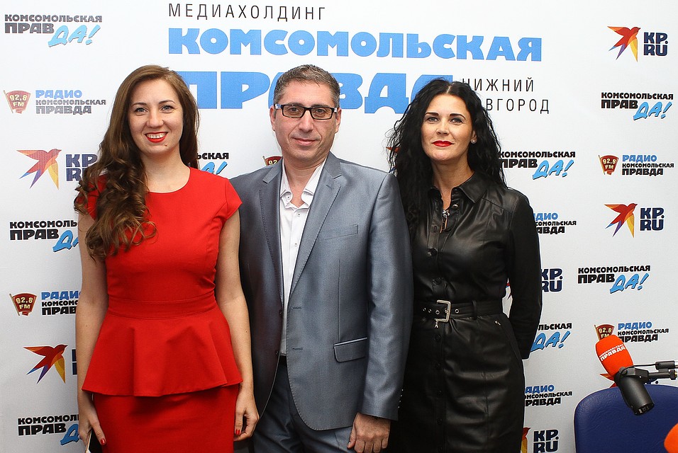 Блогеры Зоя Большакова, Александр Дейч, Тата Лебедева