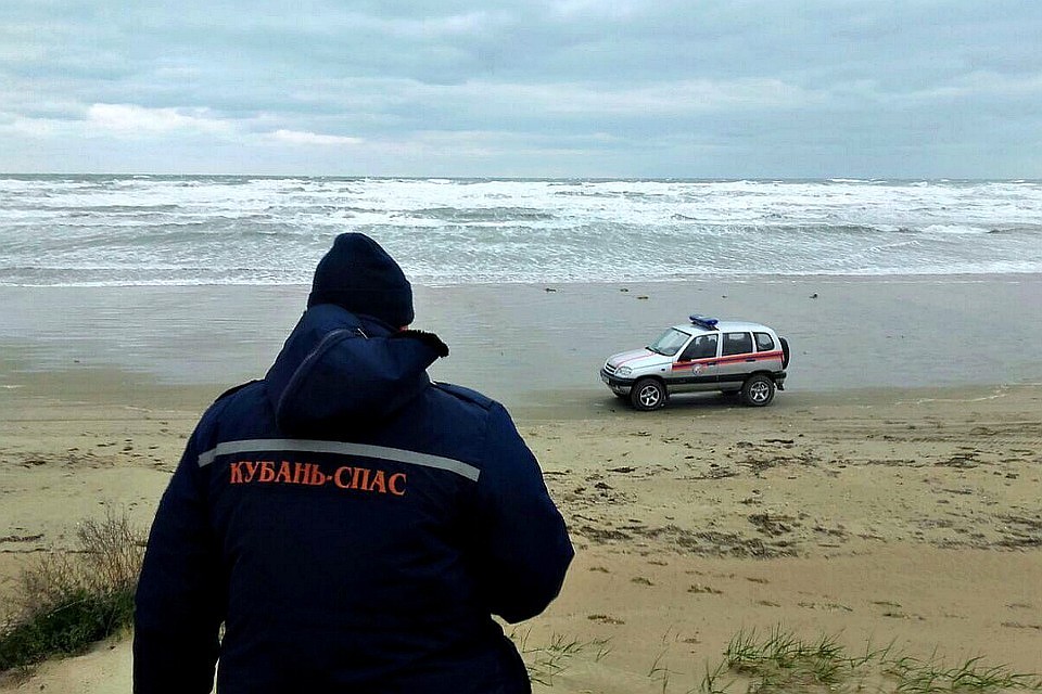 Все спасены и плывут в Новороссийск