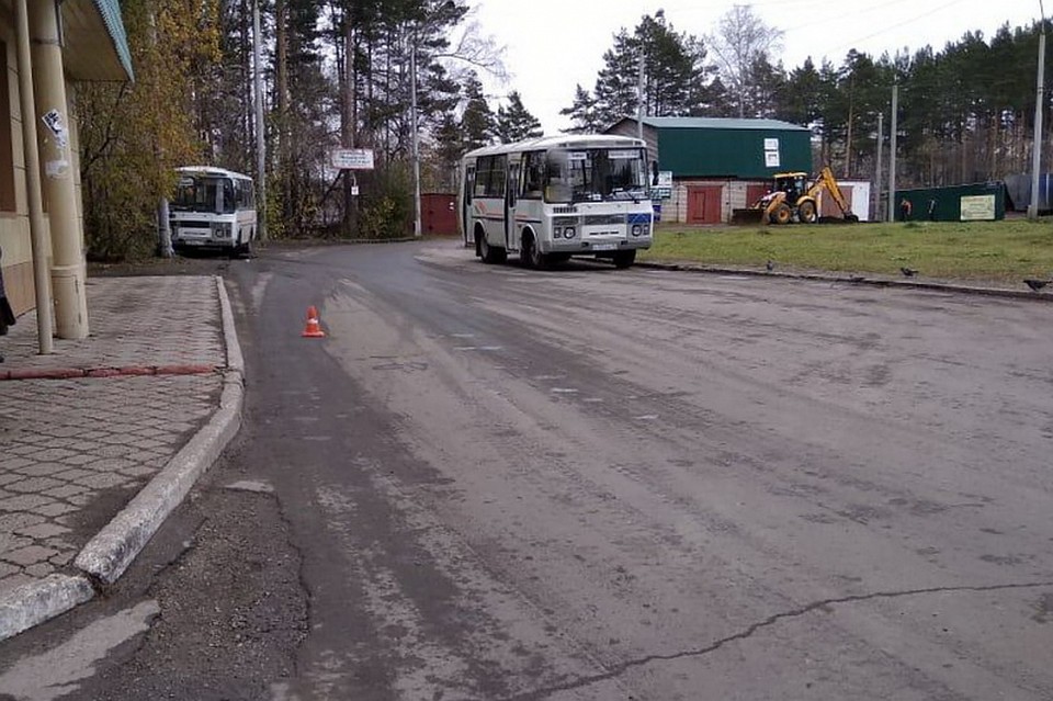 В Томске произошло ДТП. Фото: пресс-служба УМВД по Томской области.