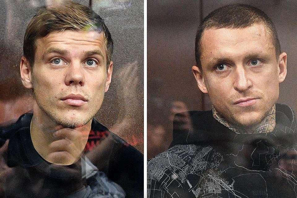Александр Кокорин и Павел Мамаев в помещении суда