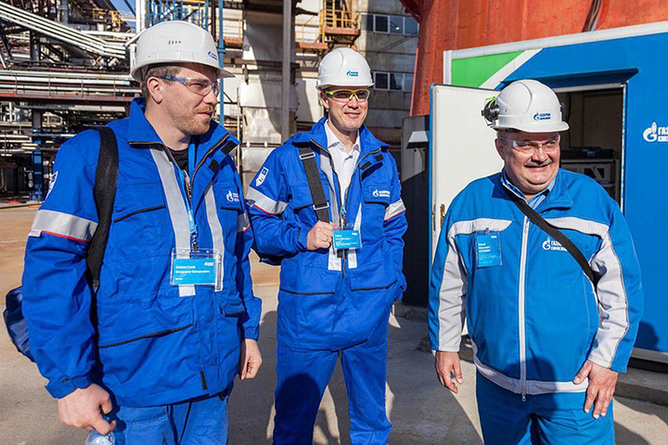 Делегация изучила первую в нефтеперерабатывающей отрасли автоматизированную систему мониторинга воздуха и оценила ее уникальность