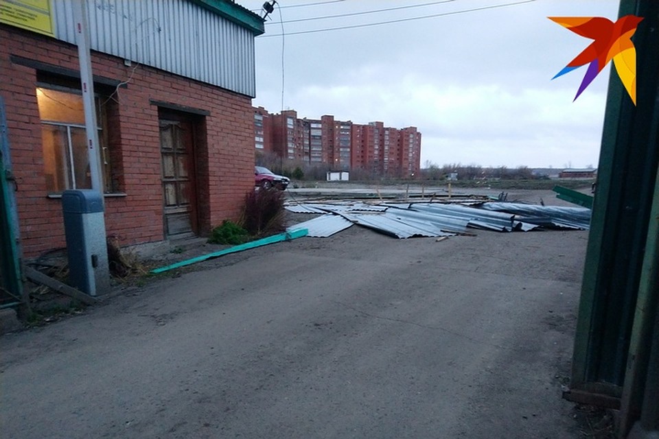 Упавшая крыша на улице Мичурина