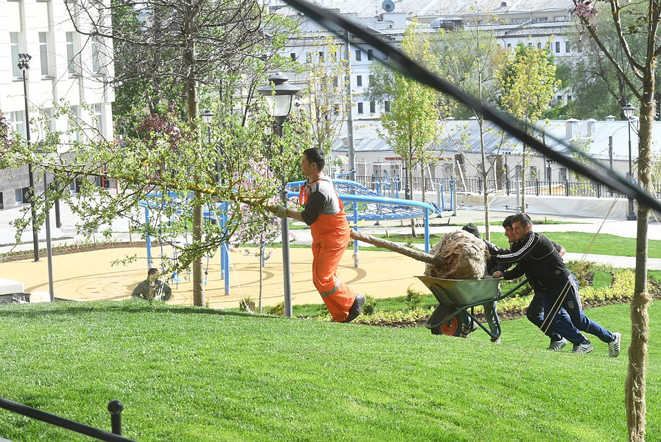 Переулки продолжают преображаться.