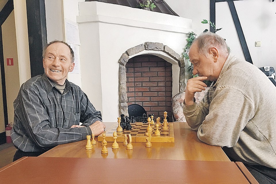 Продолжительность жизни южноуральцев растет. Фото: Игорь ФЕКЛИСТОВ.