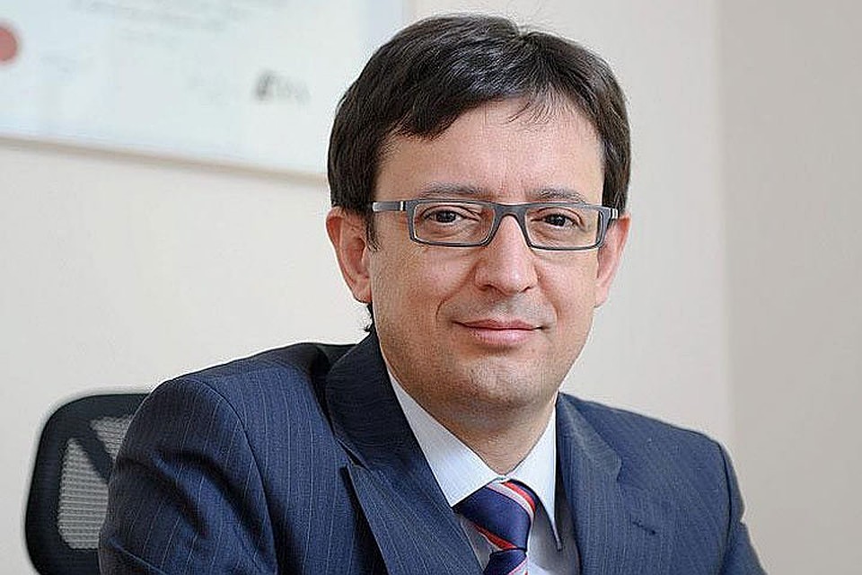 Октавиан Армашу.