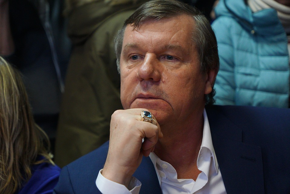 Год назад он вступил в перепалку с ведущим Дмитрием Борисовым