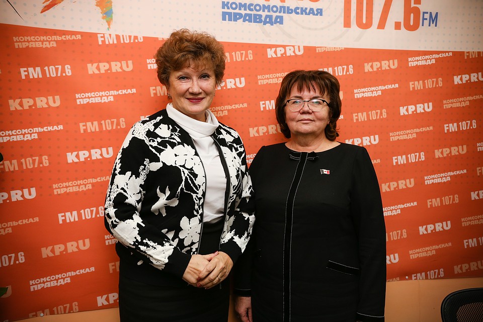 Татьяна Карлова, главврач Республиканского наркодиспансера и Надежда Михайлова, зам.председателя Госсовета УР