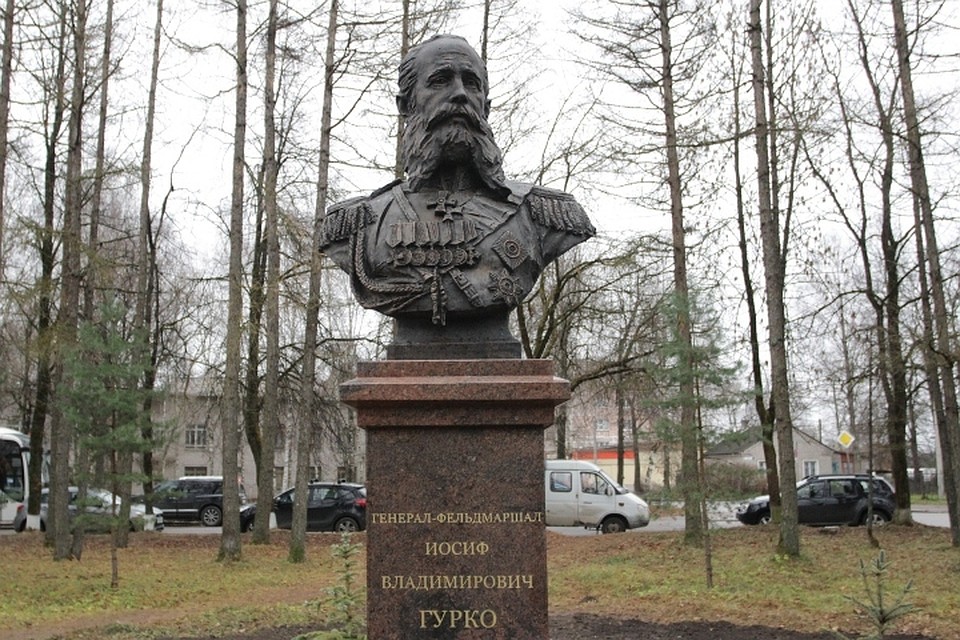 Бюст прославленного полководца установили в Сахорово