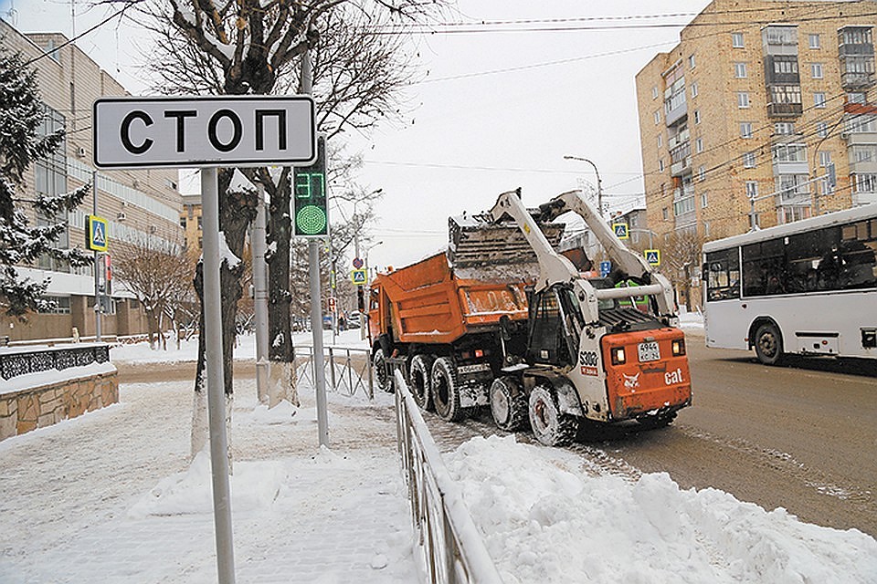 Снегоуборщики теперь работают в основном в ночном режиме