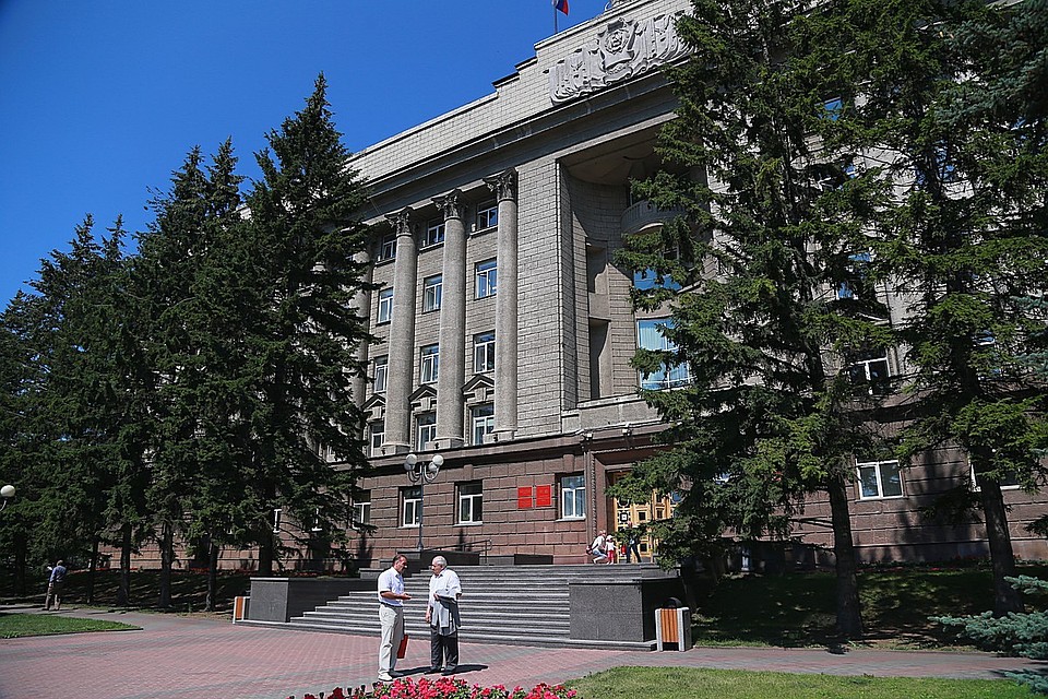 В правительстве Красноярского края назначены два новых заместителя министров
