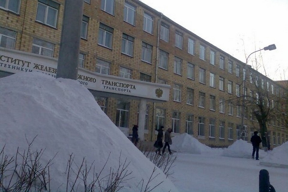 В Красноярске 17-летнюю студентку техникума нашли мертвой после конфликта с руководством и матерью. Фото: соцсети