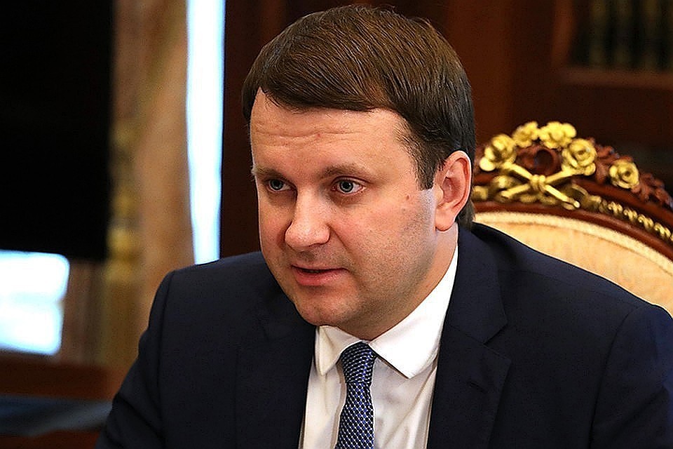 Uлава Минэкономразвития РФ Максим Орешкин заявил, что макроэкономическая ситуация в России остается стабильной, несмотря на новые возможные санкции США.