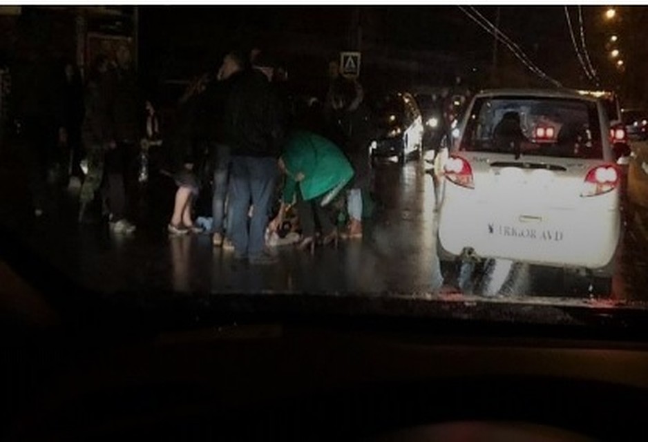 В страшной аварии пострадали дети.
