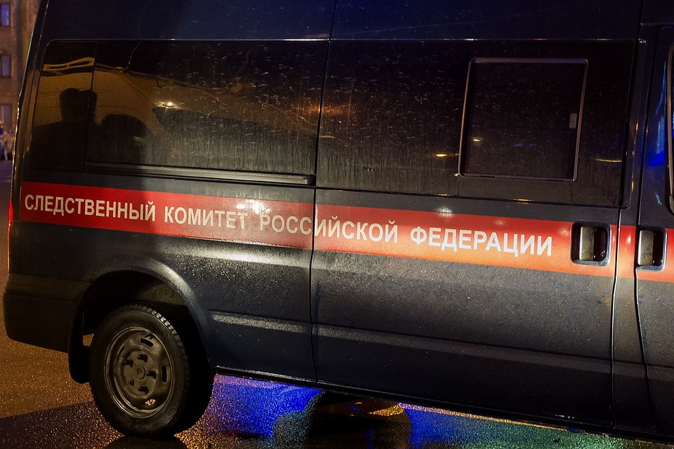 Тело мужчины обследовали эксперты-криминалисты, чтобы исключить версию насильственной смерти.