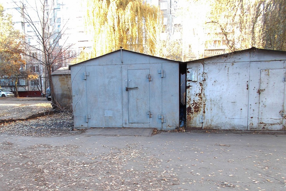 Липчане не хотят убирать гаражи добровольно