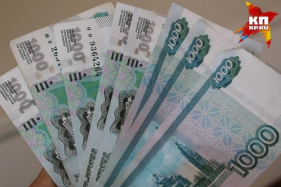 На Ветеранов мошенники предложили пенсионерке оплатить налоги и забрали почти полмиллиона.