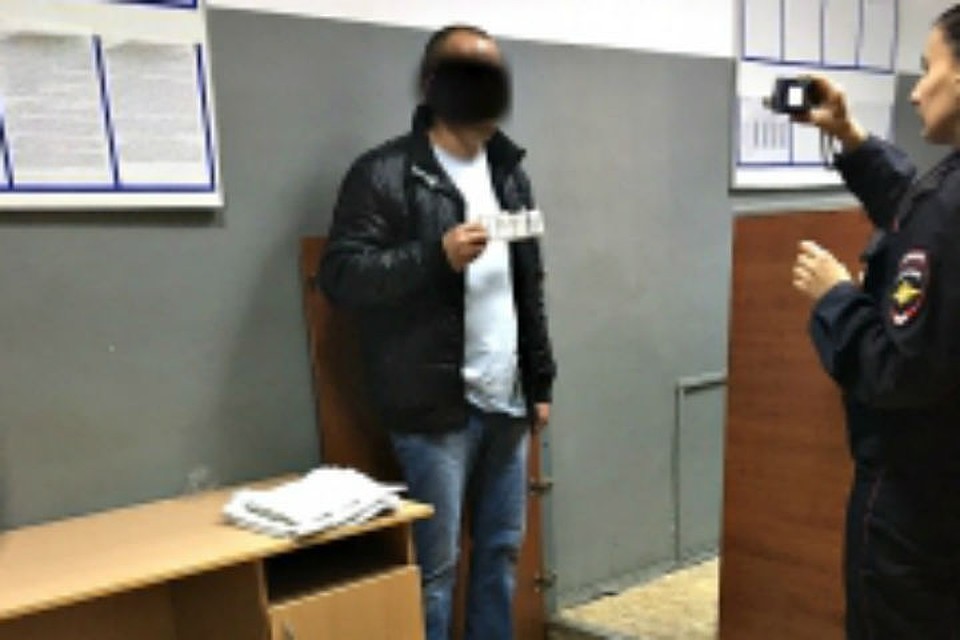 Мошенники украли более 200 тысяч рублей. Фото: судебные приставы.