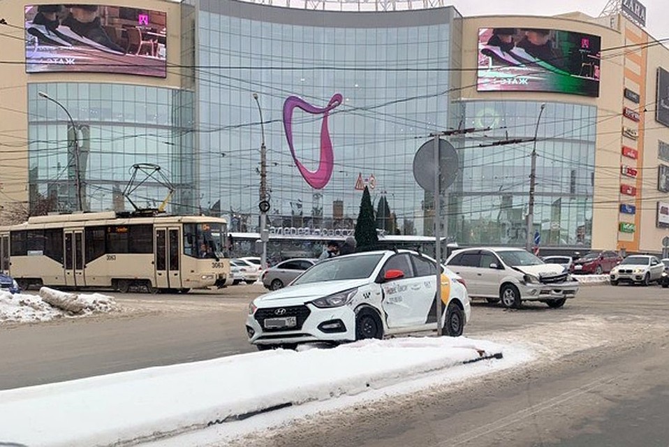 В городе снова произошло ДТП с участием "Яндекс.Такси".