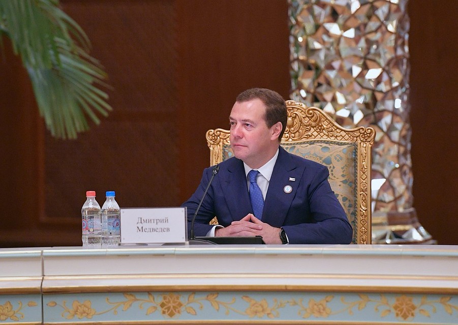 Медведев снова подведет итоги года в прямом эфире