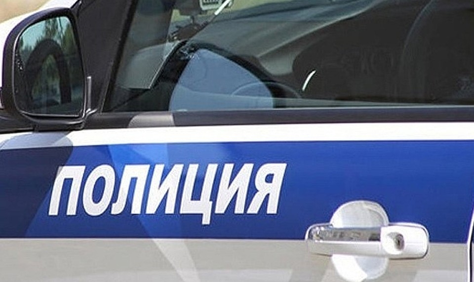 Получив деньги, мужчина предлагал "клиентам" явиться в офис банка, после чего переставал выходить на связь.