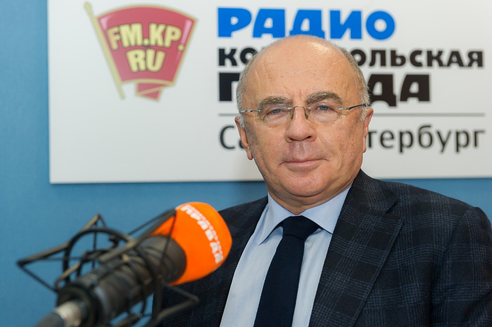 Александр Запесоцкий в студии радио «Комсомольская Правда в Петербурге»