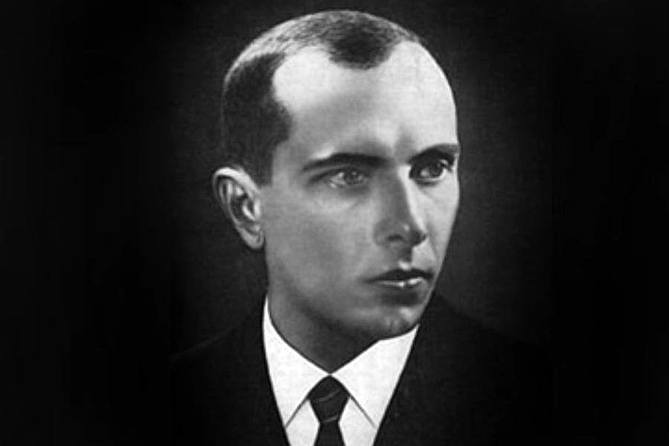 Степана Бандеру снова хотят сделать Героем Украины
