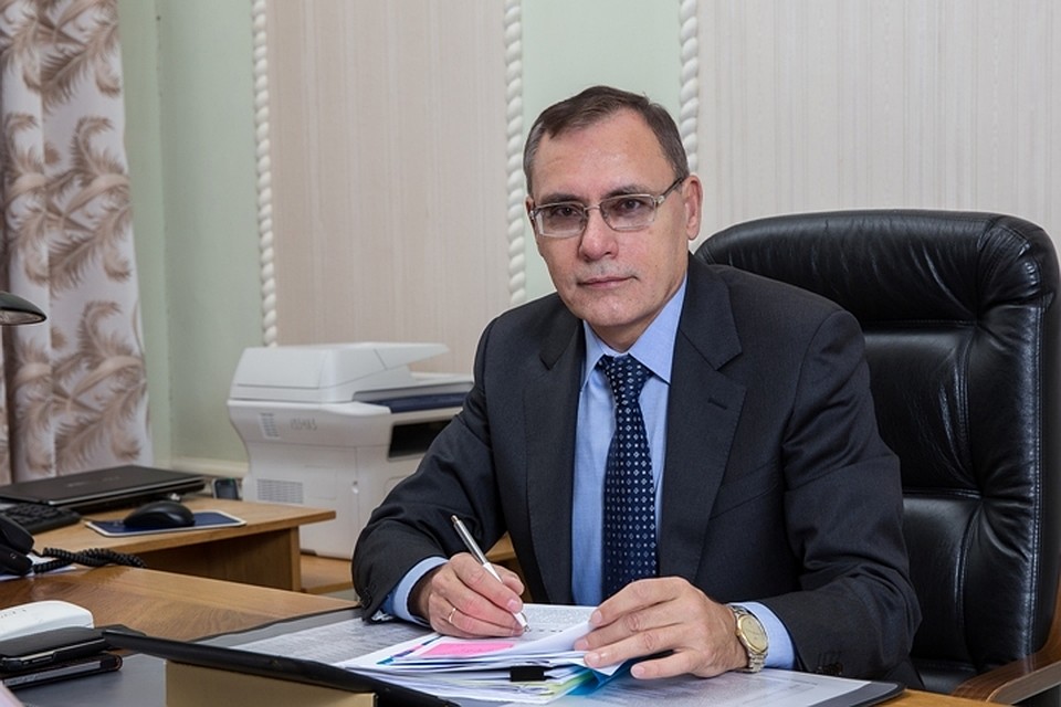 Управляющий Отделением Пенза Волго-Вятского ГУ Банка России Геннадий Михайлович Антонов.
