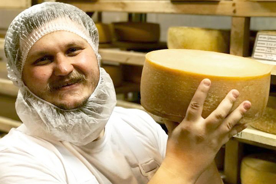 Сыровар Олег Сирота.