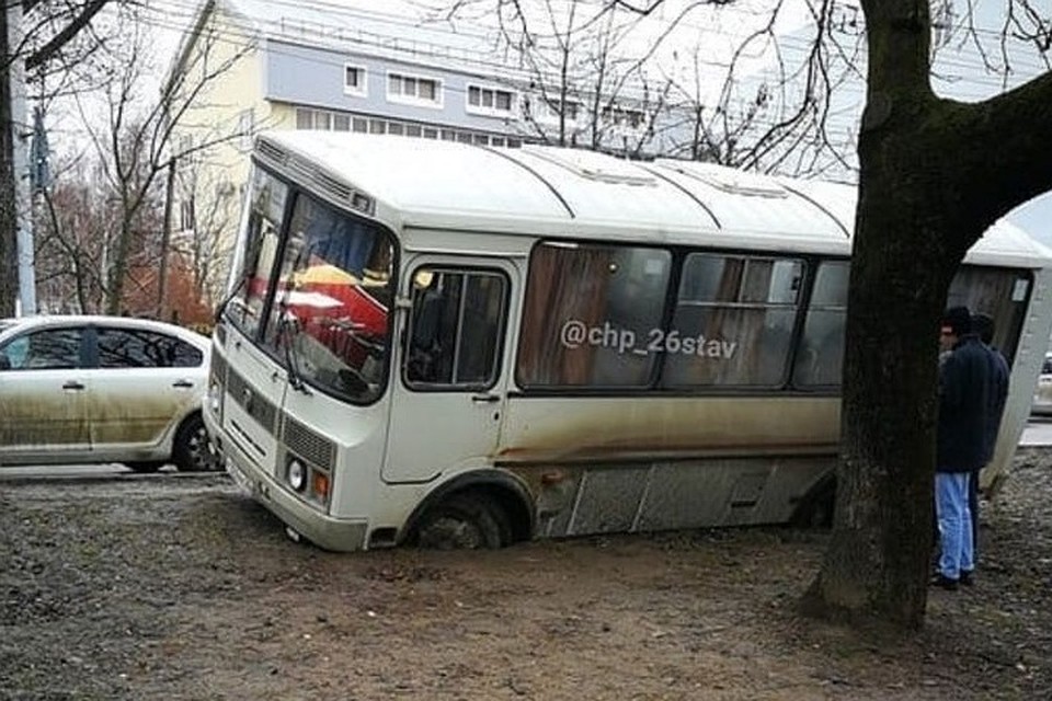 «ПАЗик» застрял в текстурах на Нижнем рынке