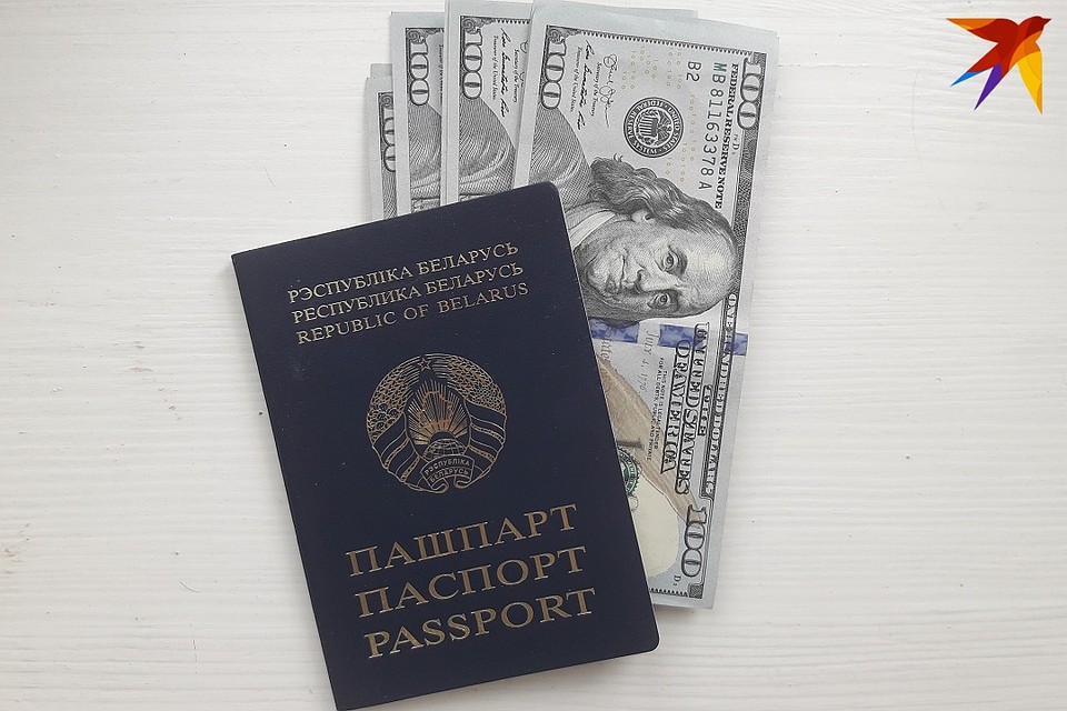 Все основные валюты в Беларуси подорожали сразу же в начале года.