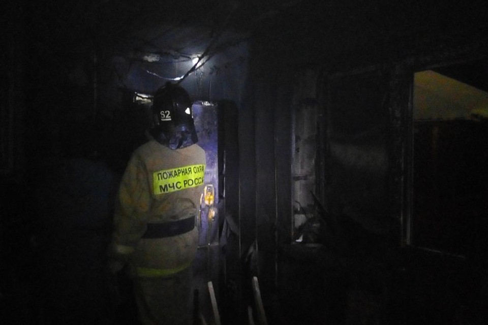 Пожар в Коченево унес две жизни. Фото: ГУ МЧС по Новосибирской области.