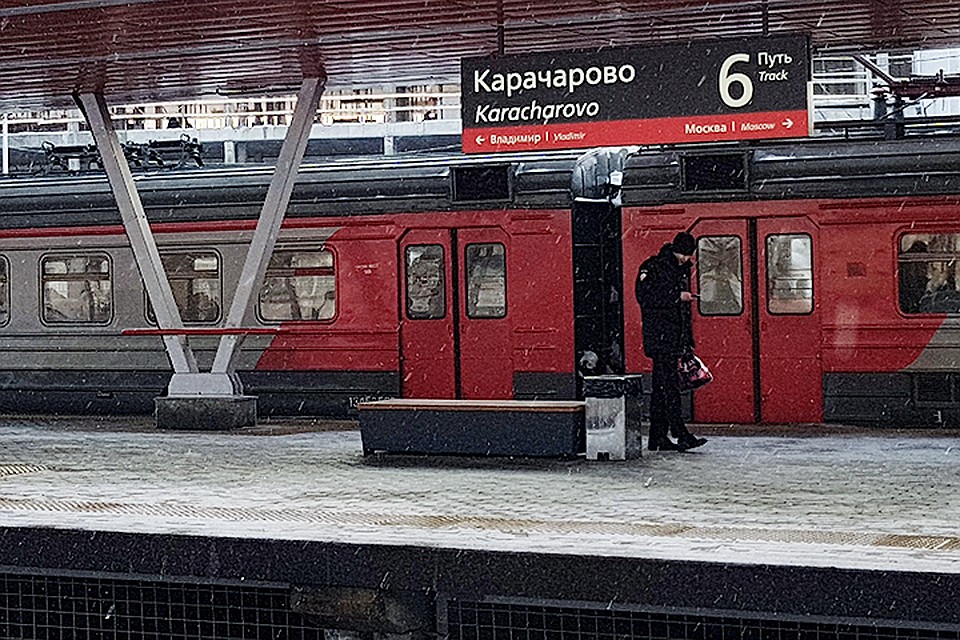 Платформу "Карачарово" фактически перенесли на 550 метров, чтобы пассажирам было ближе идти к станции МЦК