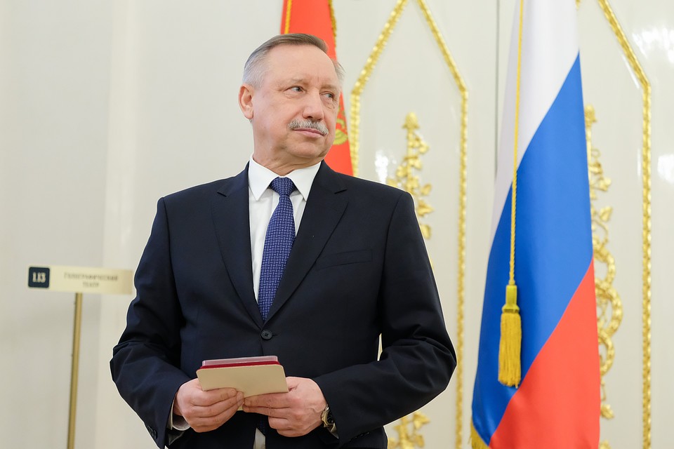 Беглова до сих пор сравнивают с предыдущим градоначальником