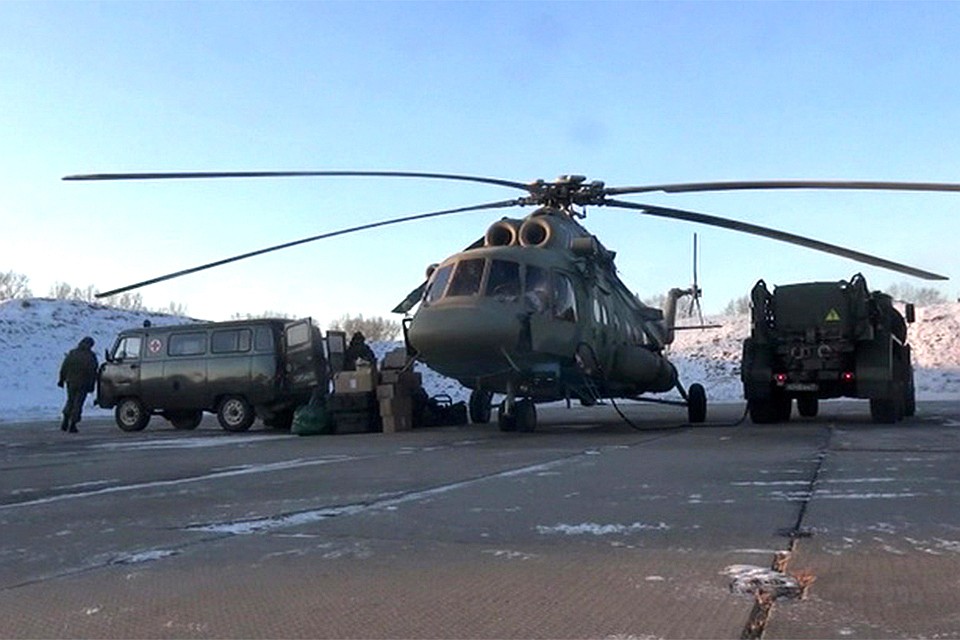 Военно-транспортная авиация доставит на место и спецоборудование, и специальные заряды для направленного подрыва скальных пород.